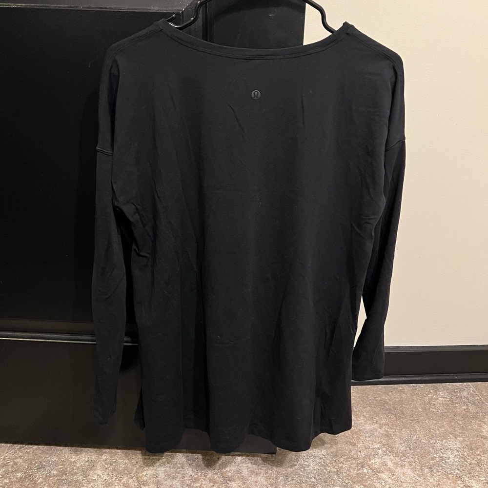 lululemon cotton black long sleeve, size 6, like new